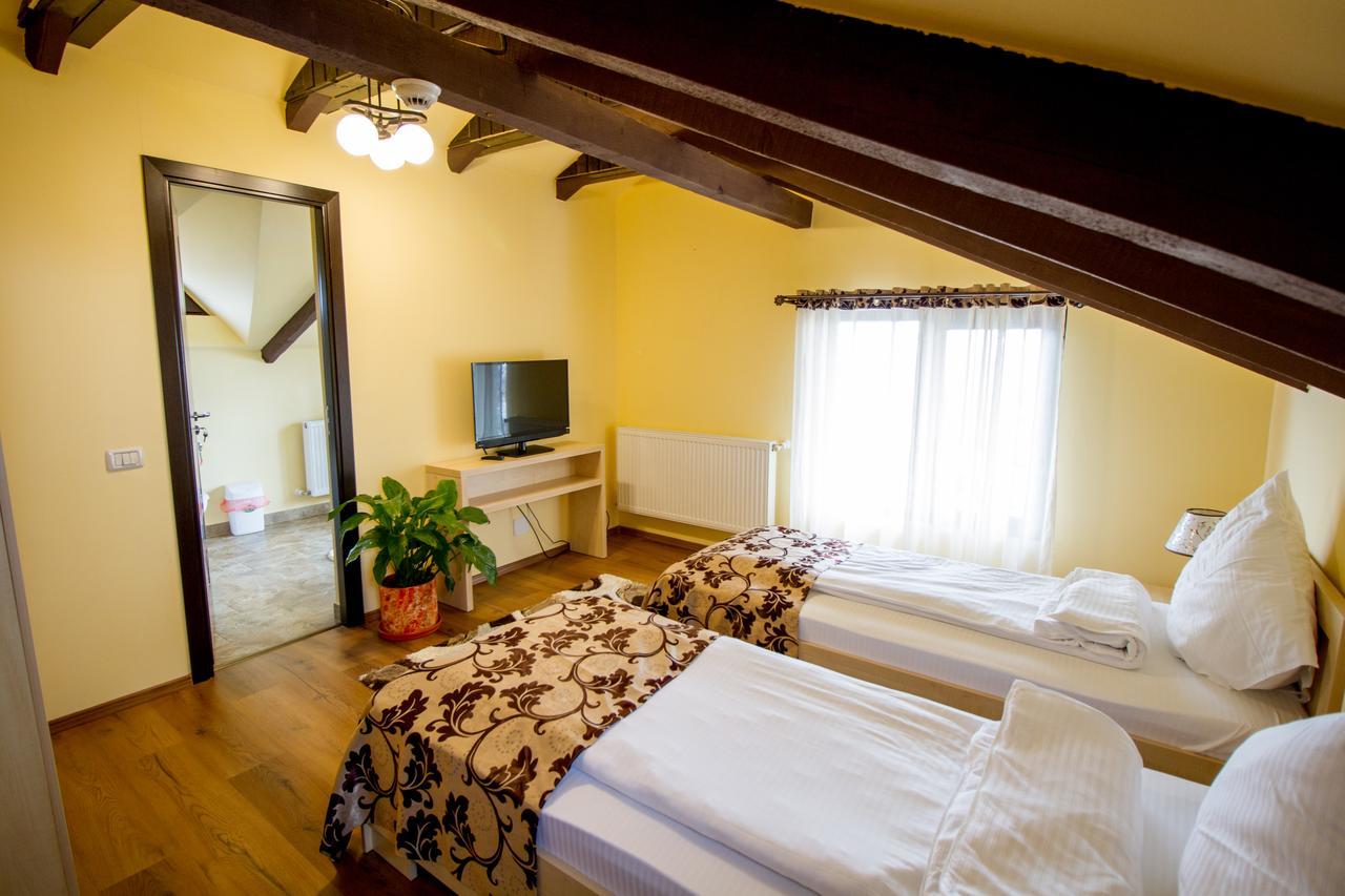 Green Garden Resort Odobesti Quarto foto